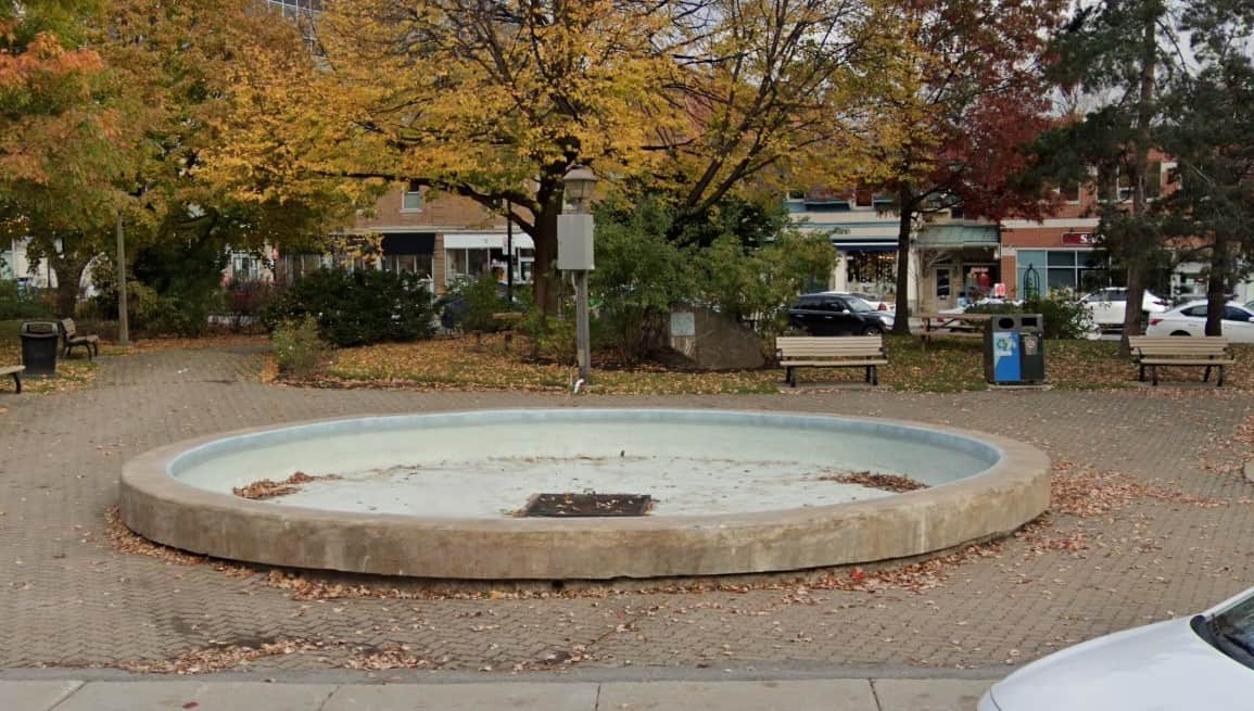 La fontaine fait jaser au parc Gordon