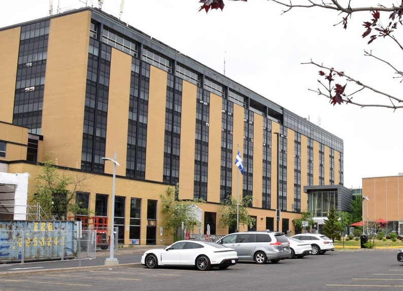 Nouveau robot orthopédique à l’Hôpital Charles-LeMoyne