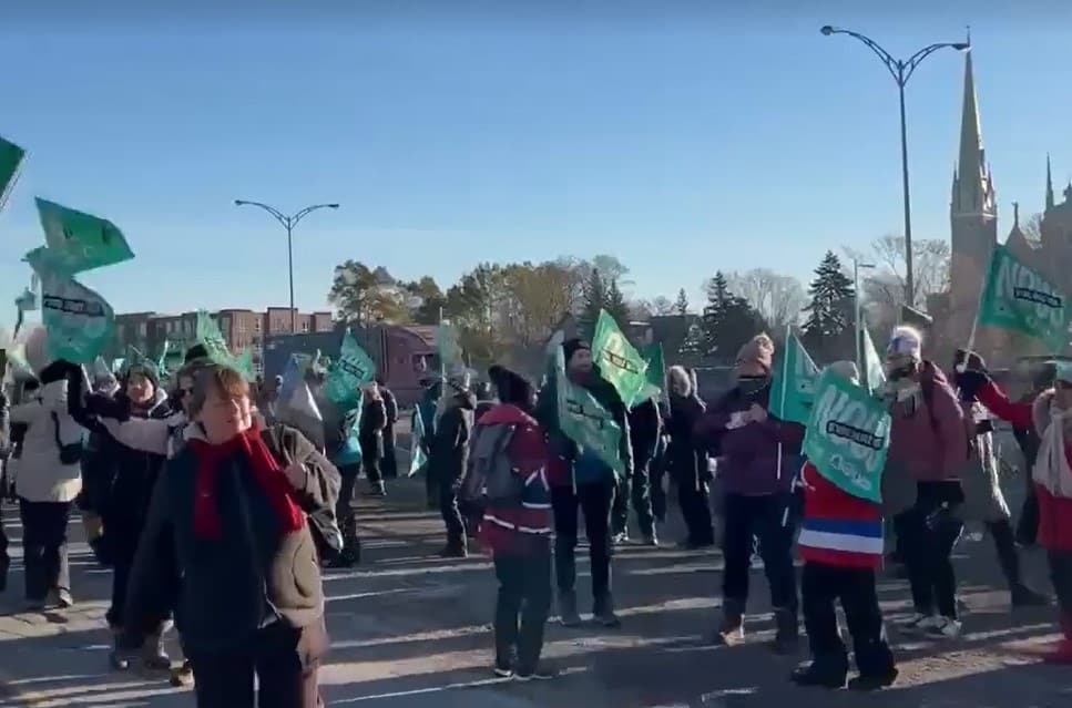 Grève des enseignants : les parents se sentent « tiraillés »