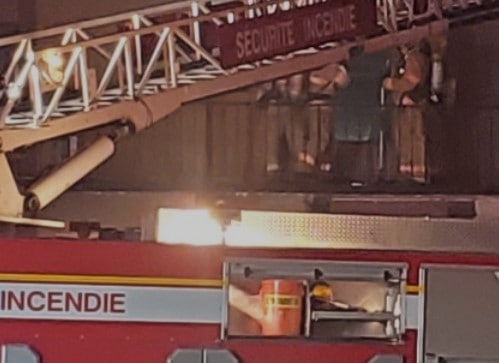 Une personne blessée dans un incendie à Longueuil