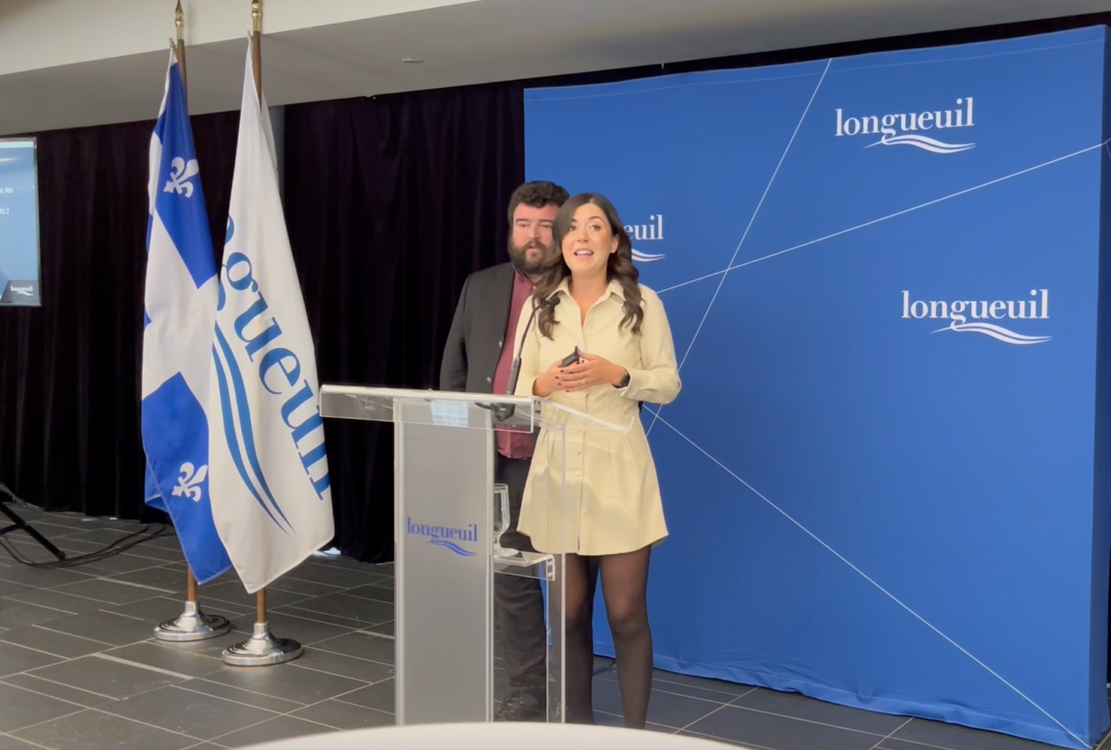 Catherine Fournier en conférence de presse