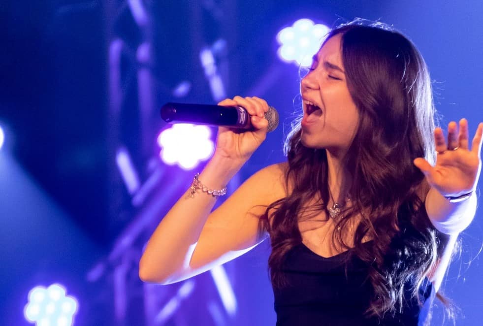 Une jeune artistes Longueuilloise reçoit le bouton doré à Canada’s Got Talent