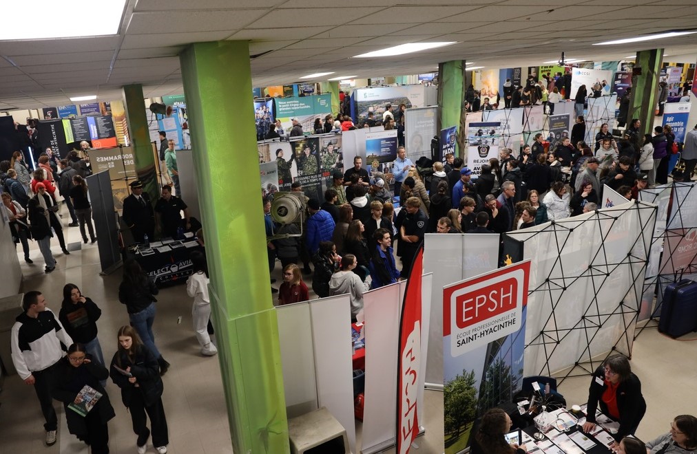 Le Centre de services scolaire des Patriotes a accueilli les jeunes à son Salon Explo-carrières