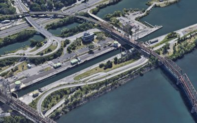 Manifestation de piétons et de cyclistes au Pont Victoria le 24 septembre