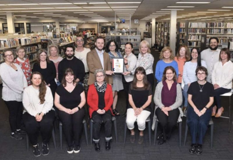 La bibliothèque Georges-Brassard à Saint-Bruno est célébrée pour ses services