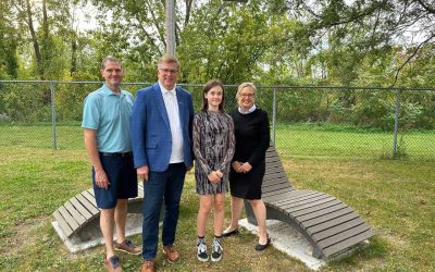 Inauguration d’un espace de lecture et de détente au parc du Sorbier à Sainte-Julie