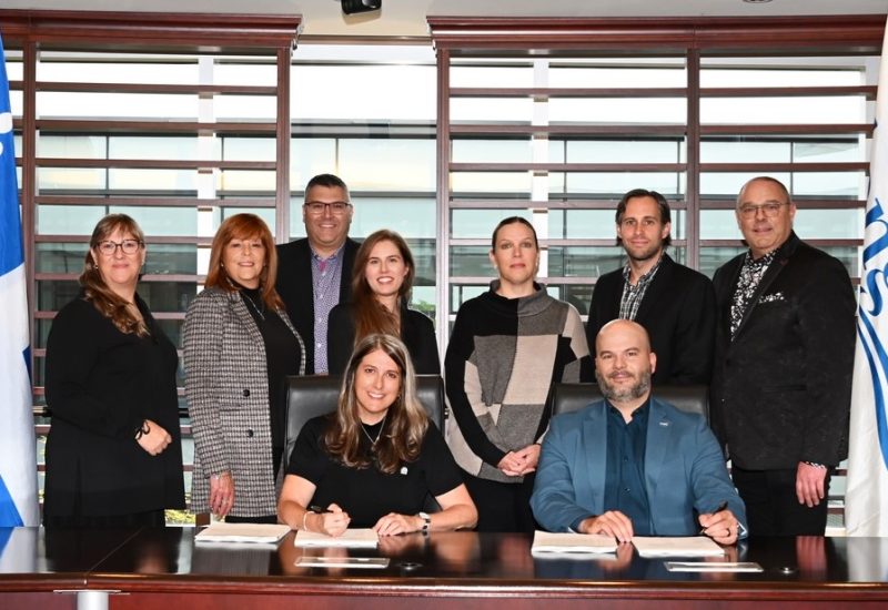 Les 1200 cols blancs de Longueuil ont la convention collective