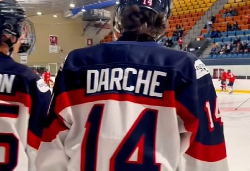 À son premier match avec Longueuil, Benjamin Darche a récolté sa première mention d'aide. Photo: Collège Français de Longueuil