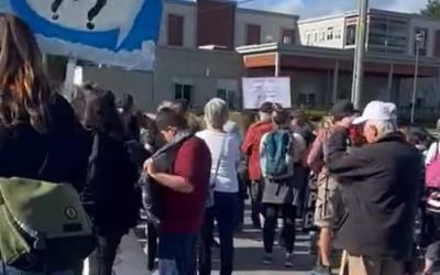 Des citoyens manifestent contre le projet Northvolt à McMasterville