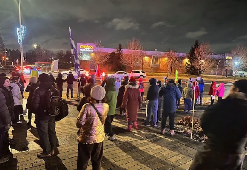 Manifestation à Brossard contre un règlement d'emprunt de plusieurs millions