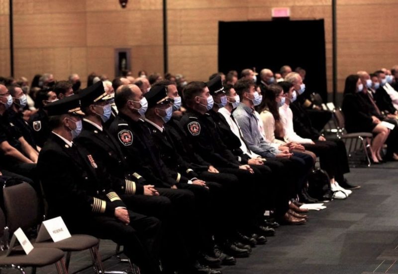 Des pompiers de La Prairie honorés par le gouvernement