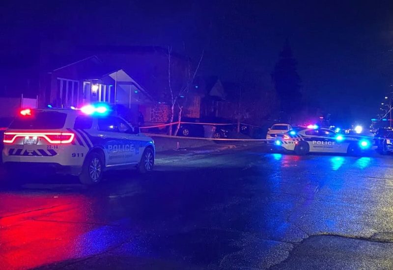 Une enquête est ouverte par le Service de police de l’agglomération de Longueuil à la suite de coups de feu tirés en direction d’un homme d’une cinquantaine d’années lundi soir.