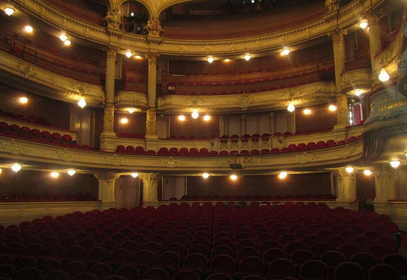 La pièce de théâtre LE DÎNER DE CONS sera présentée à Brossard cet été 