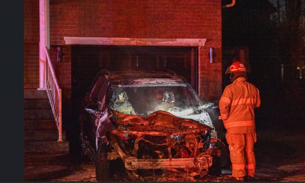 Le SPAL enquête sur un véhicule incendié à Longueuil